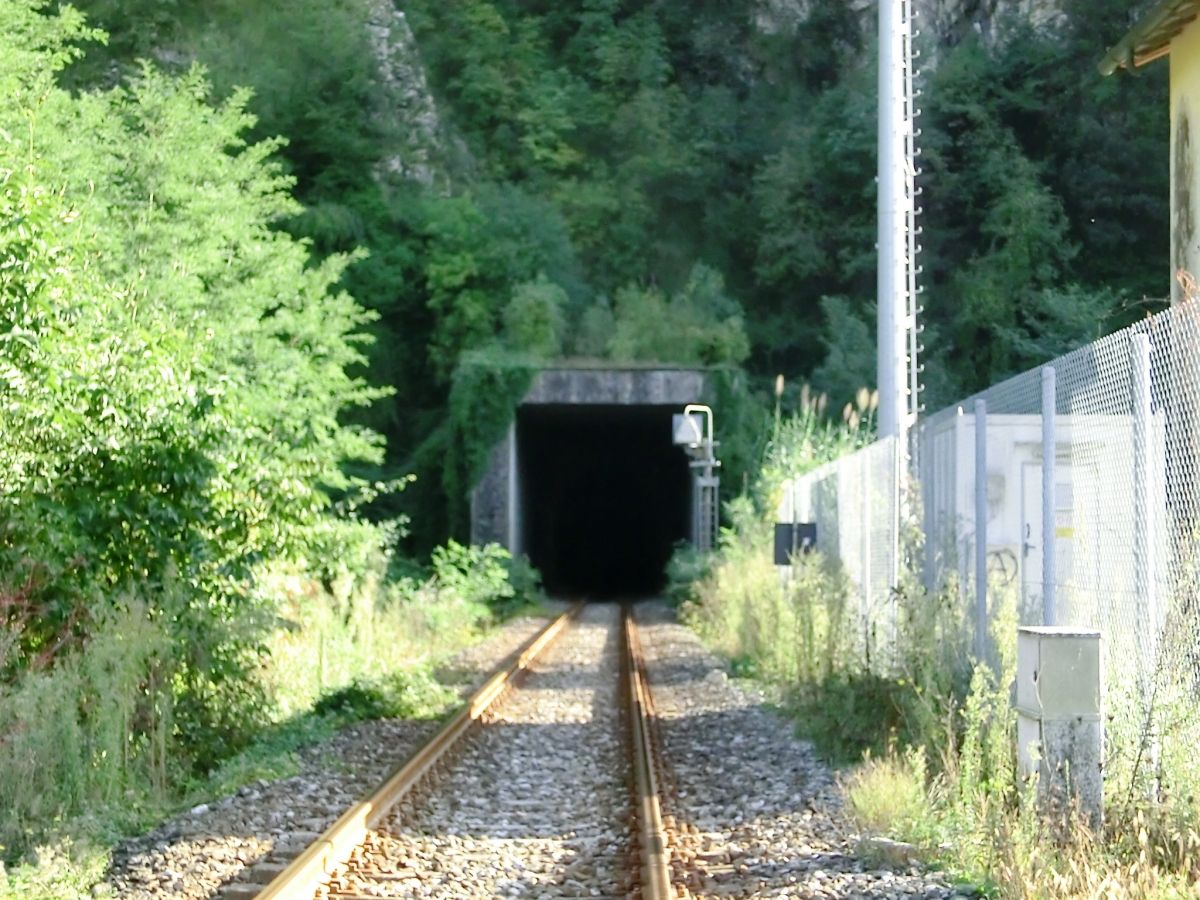 Fornacette Tunnel northern portal 