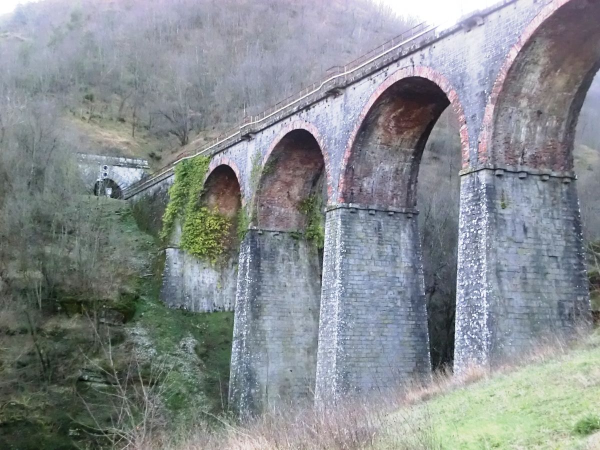 Fosso Masera Viaduct and Valbura Tunnel northern portal 