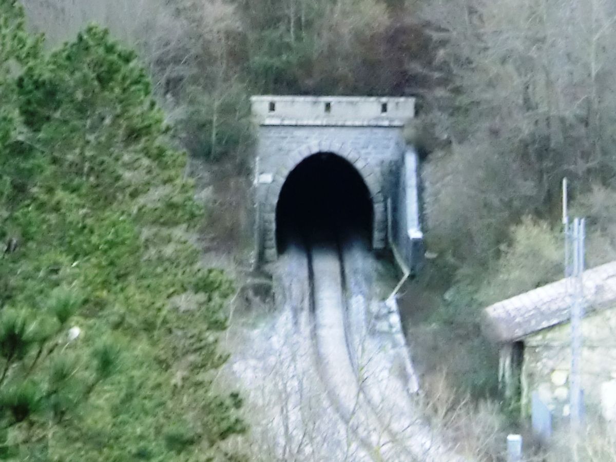 La Logora Tunnel western portal 