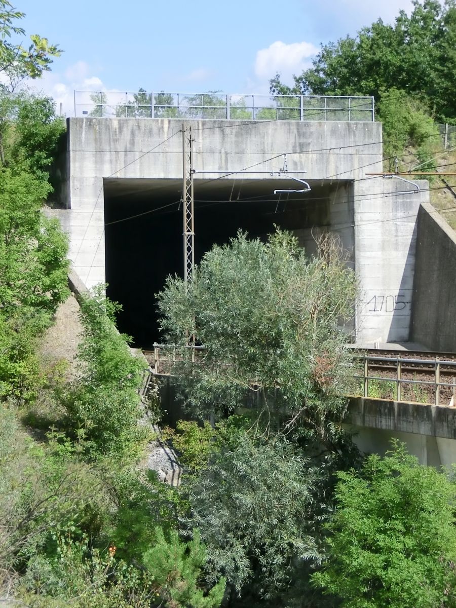 Lama Tunnel southern portal 