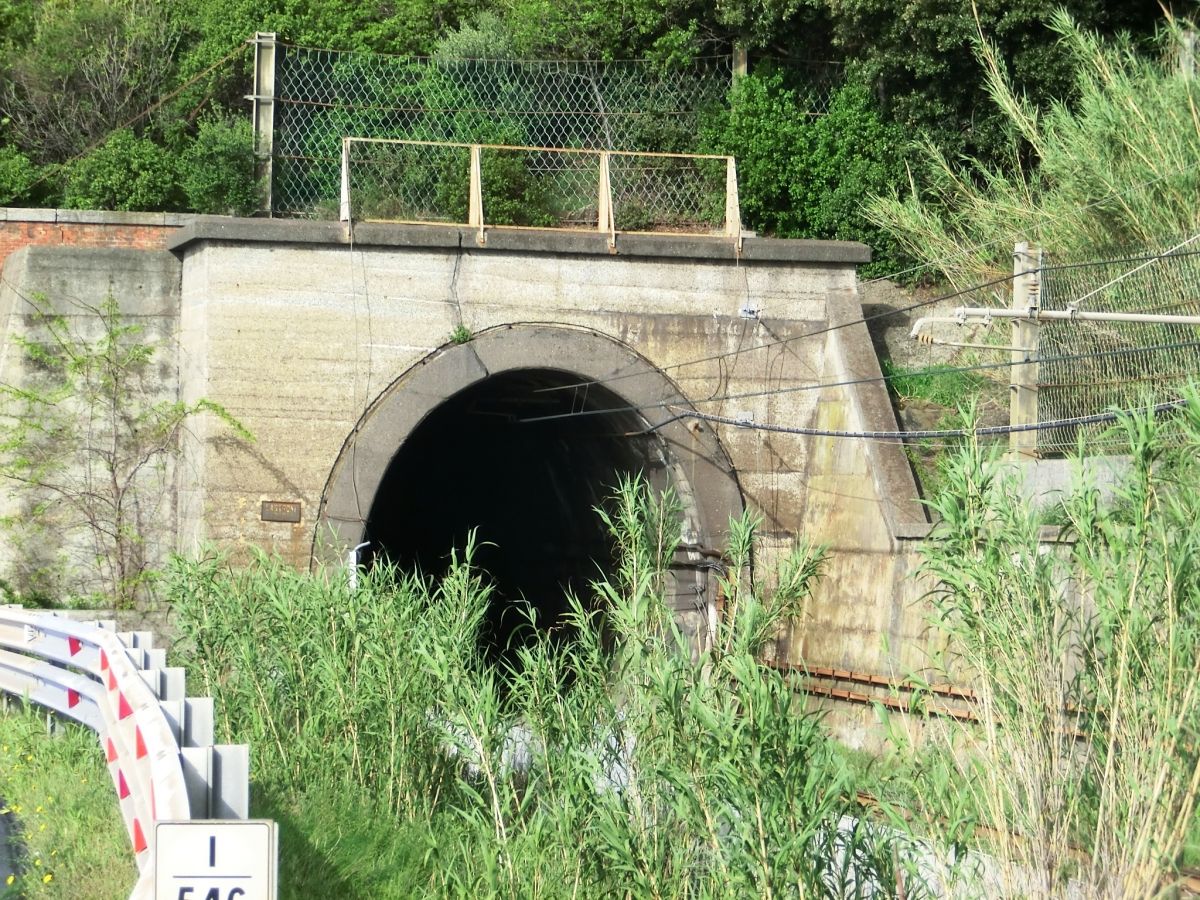 Tunnel Lastroni binario pari 