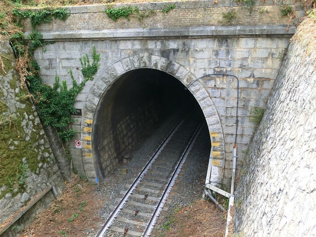 Tunnel Madonna 