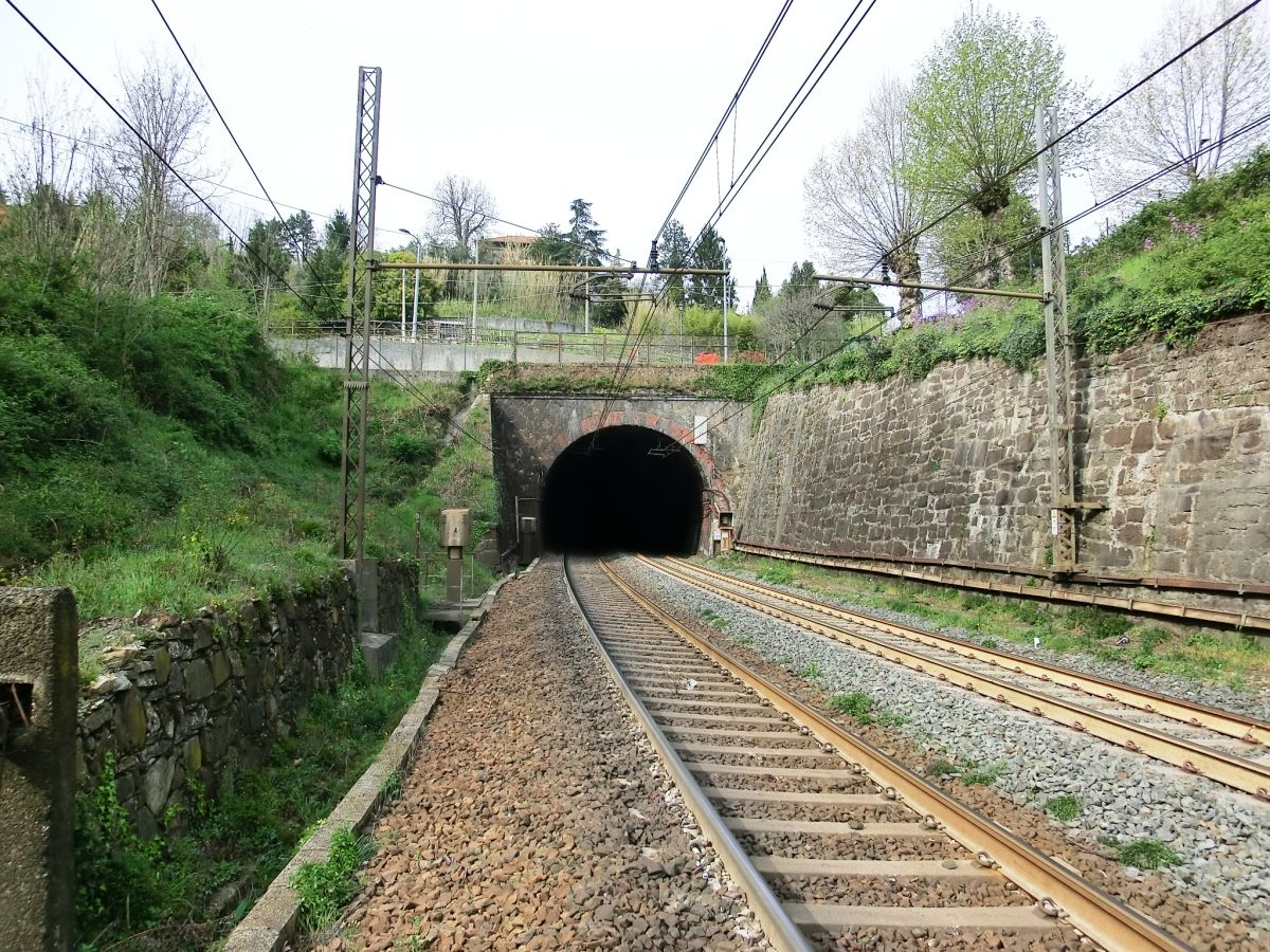 Mignanego Tunnel southern portal 