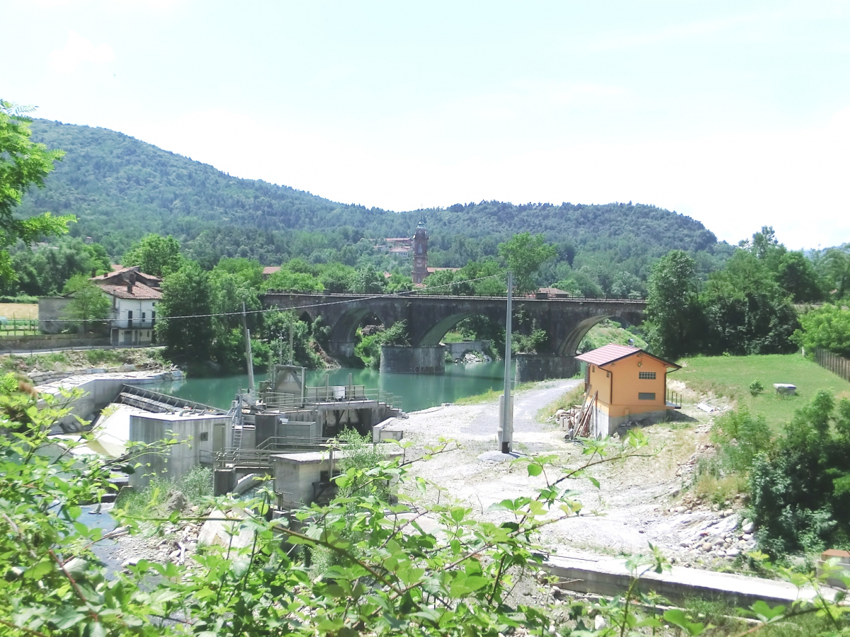 Pont ferroviaire de Nucetto (sud) 