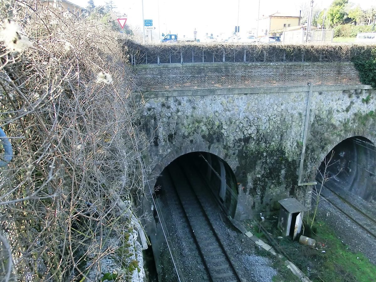 Olmo Tunnel eastern portals 