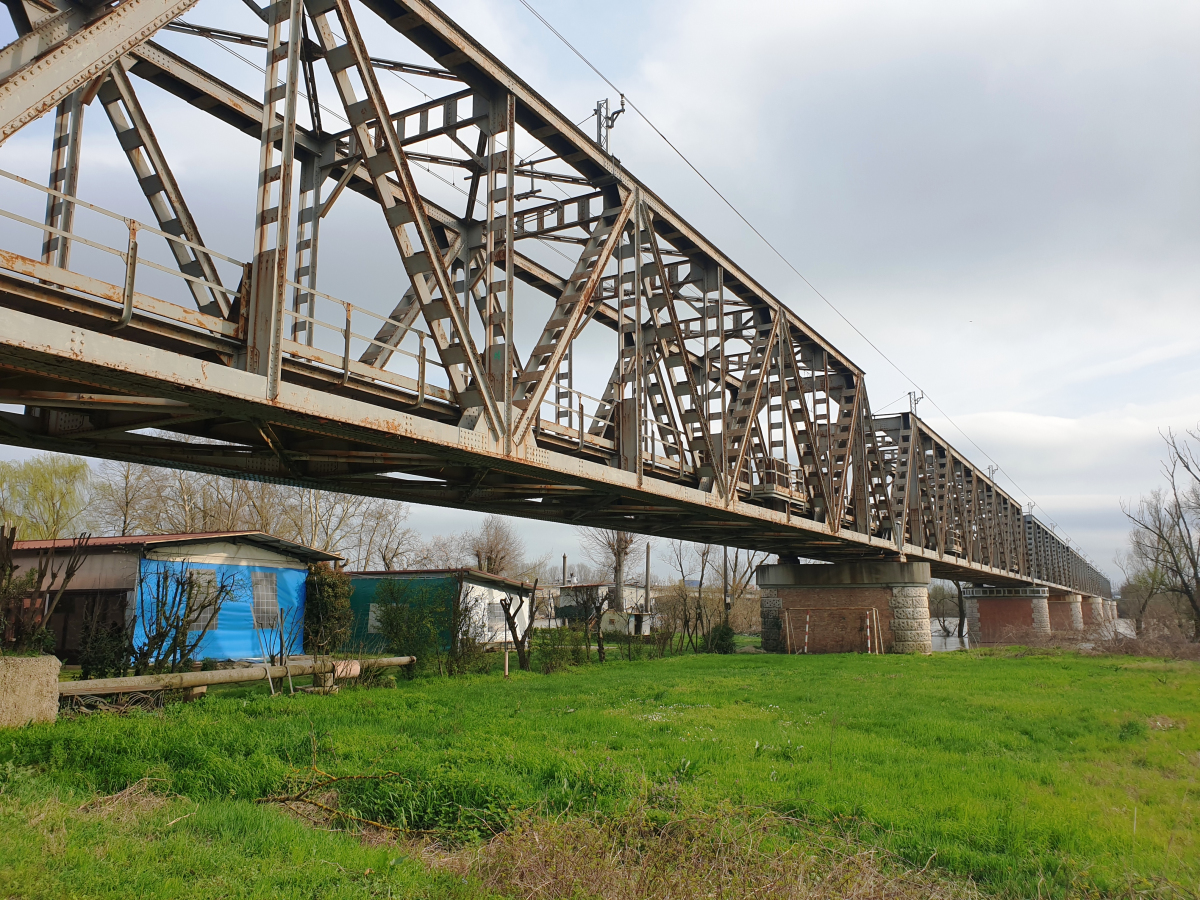 Eisenbahnbrücke Borgoforte 