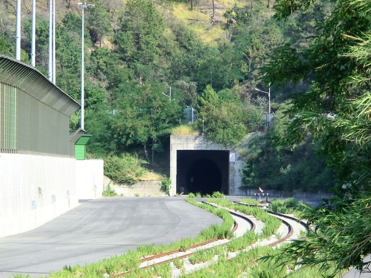 Tunnel Porto di Vado 