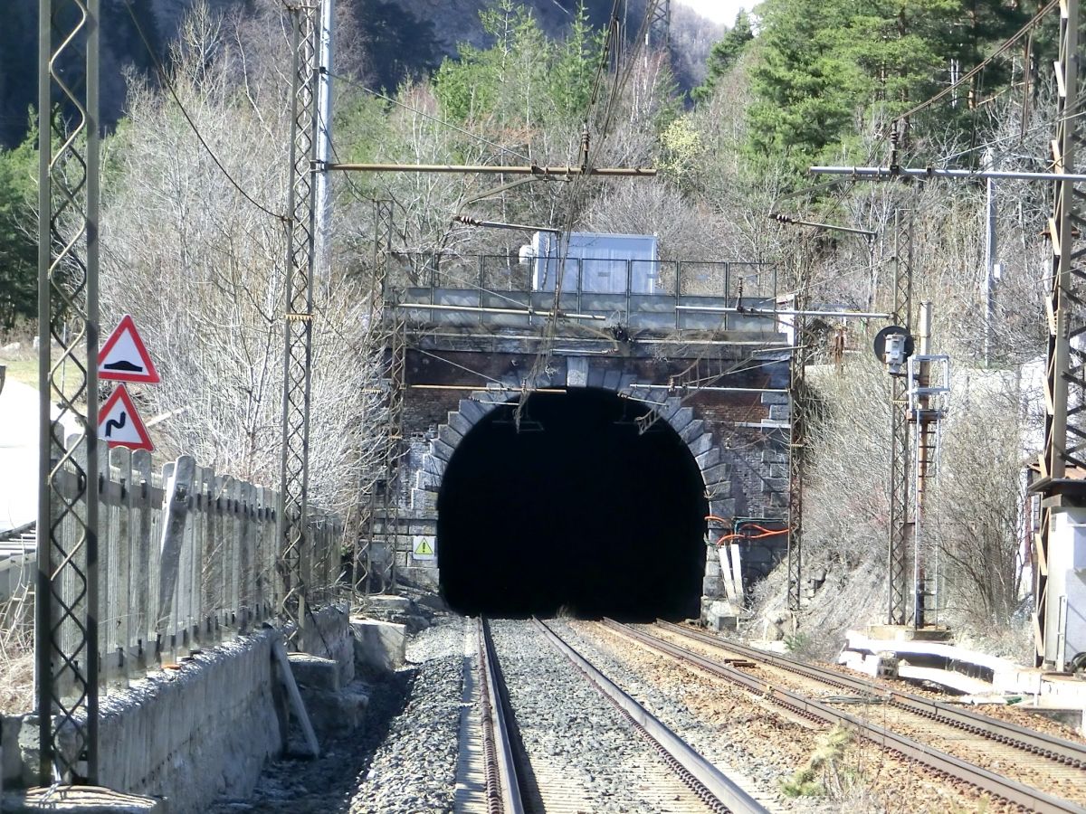 Royeres Tunnel south-eastern portal 