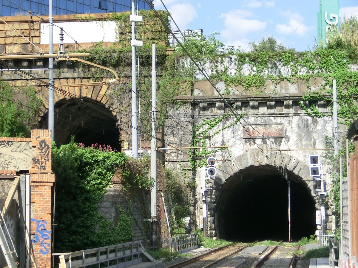 Tunnel San Lazzaro Bassa 
