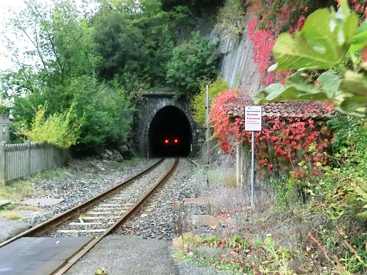 Tunnel Santa Chiara 