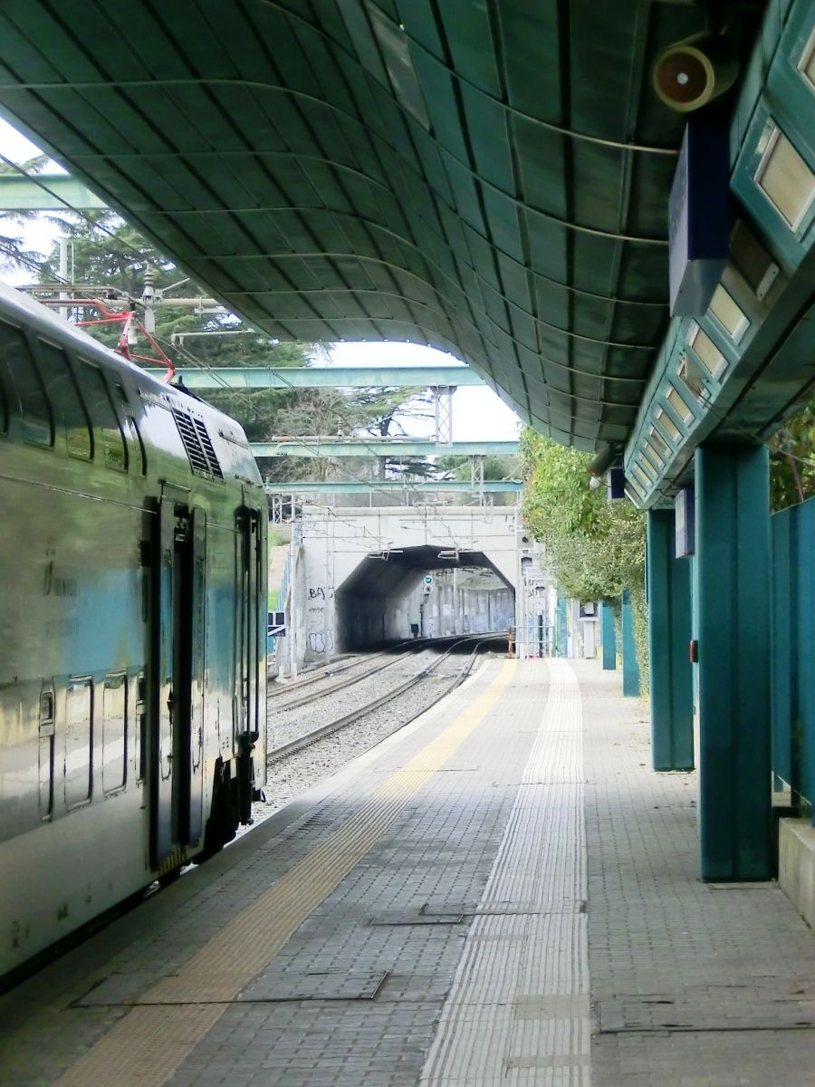 Santa Maria della Pietà Tunnel southern portal and Roma Monte Mario Station 