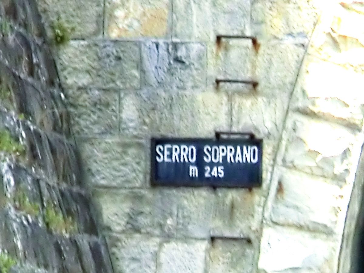 Tunnel de Serra Soprano 