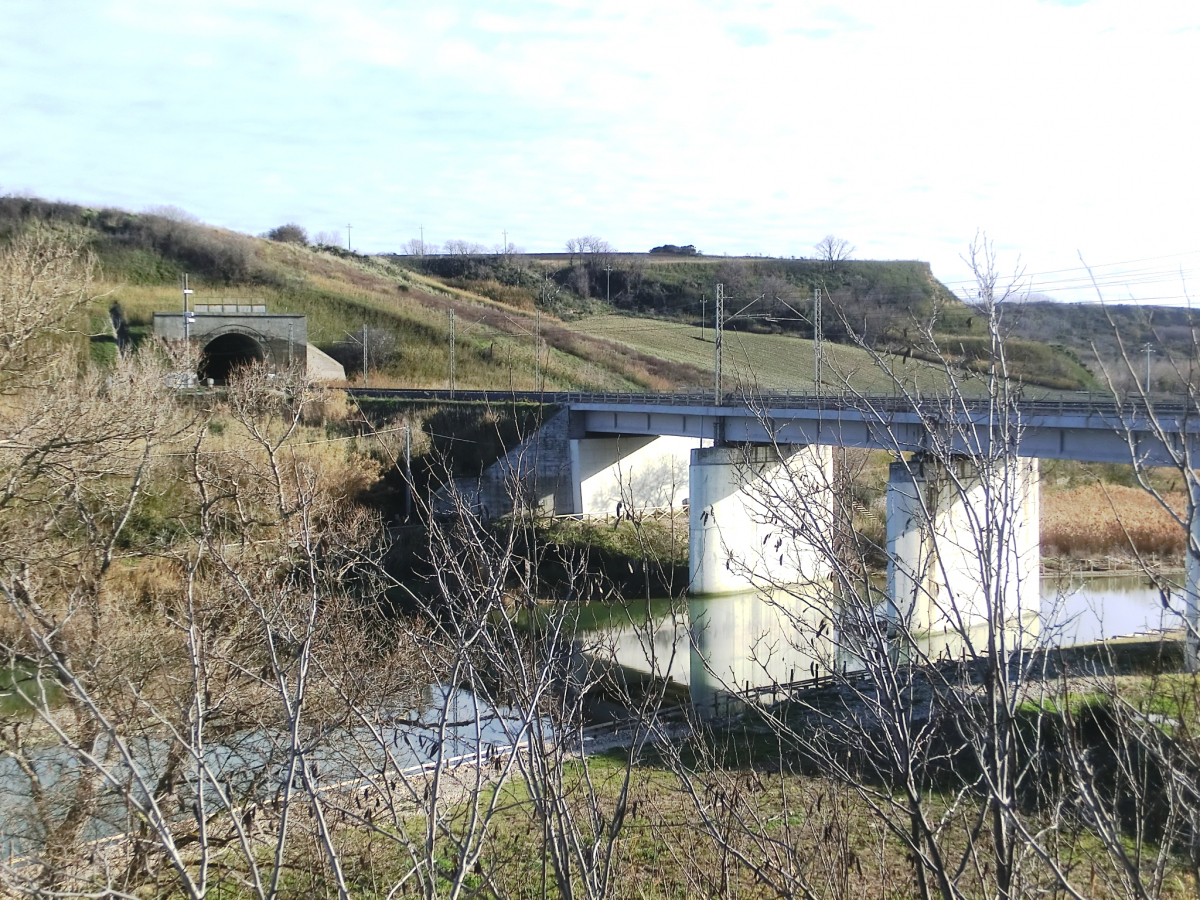 Sinello Viaduct and Sinello Tunnel northern portal 