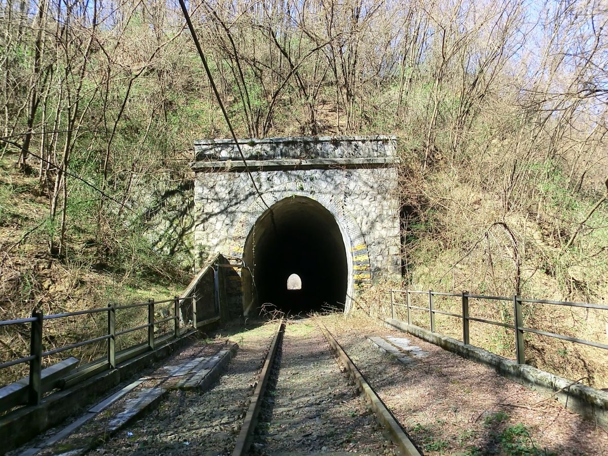 Stornina Tunnel southern portal 