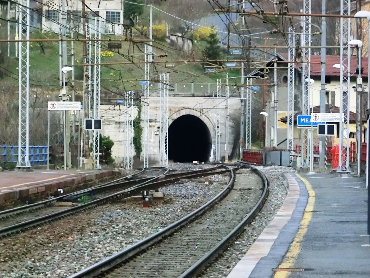 Tanze Tunnel western portal 