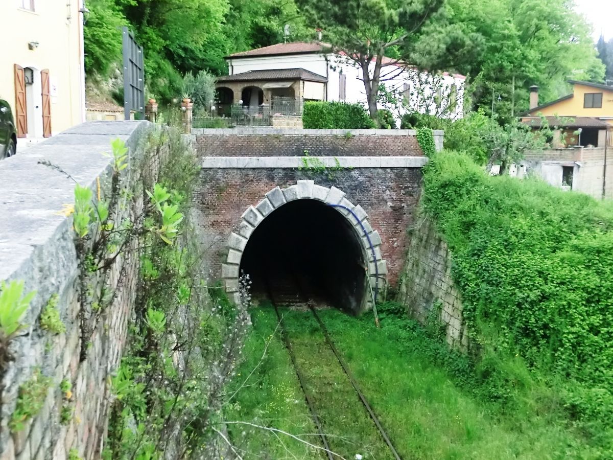 Tufo Tunnel north-western portal 