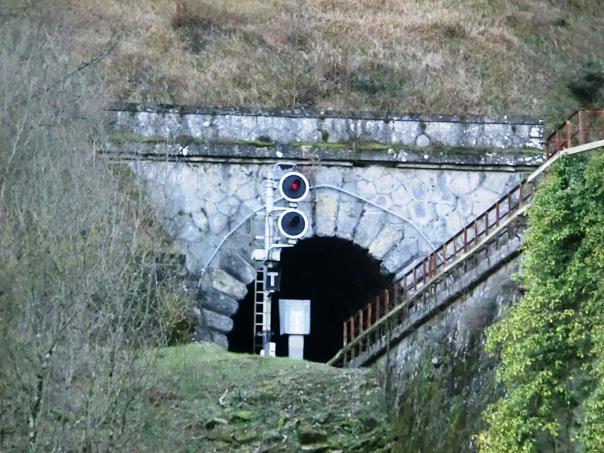 Valbura Tunnel northern portal 
