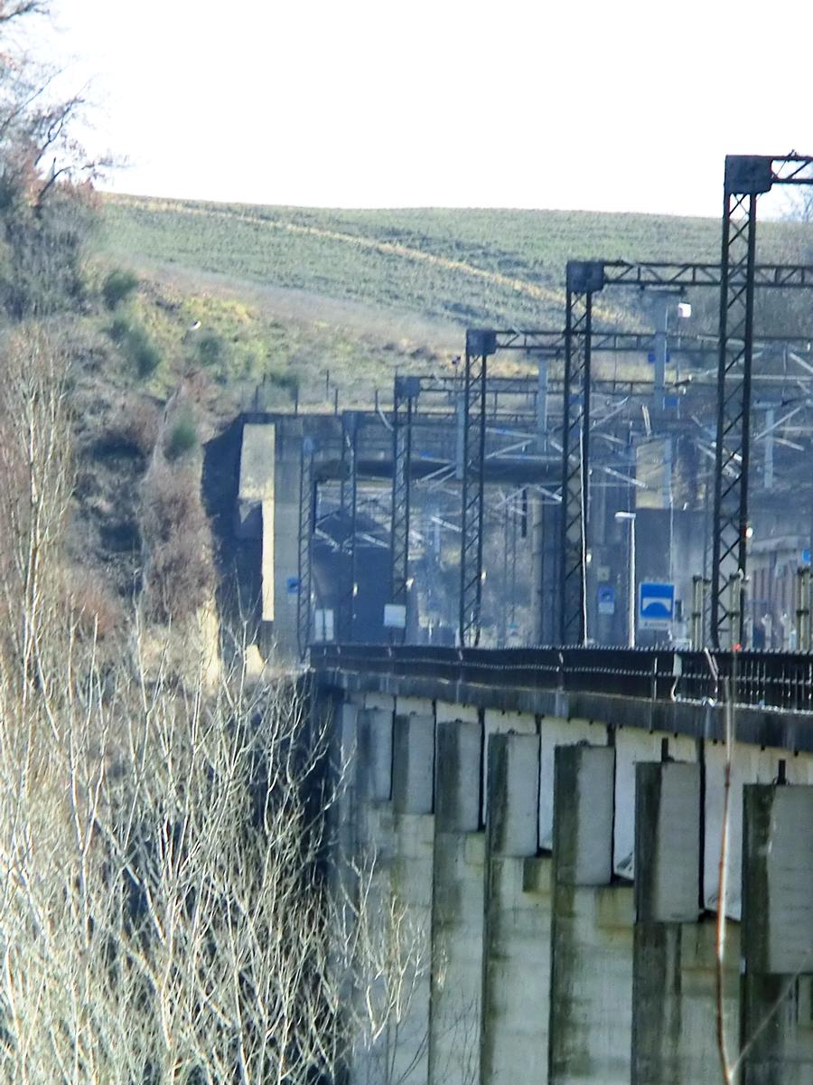 Ascione Viaduct, Ascione Tunnel and, in the back, Bucallino Tunnel western portal 
