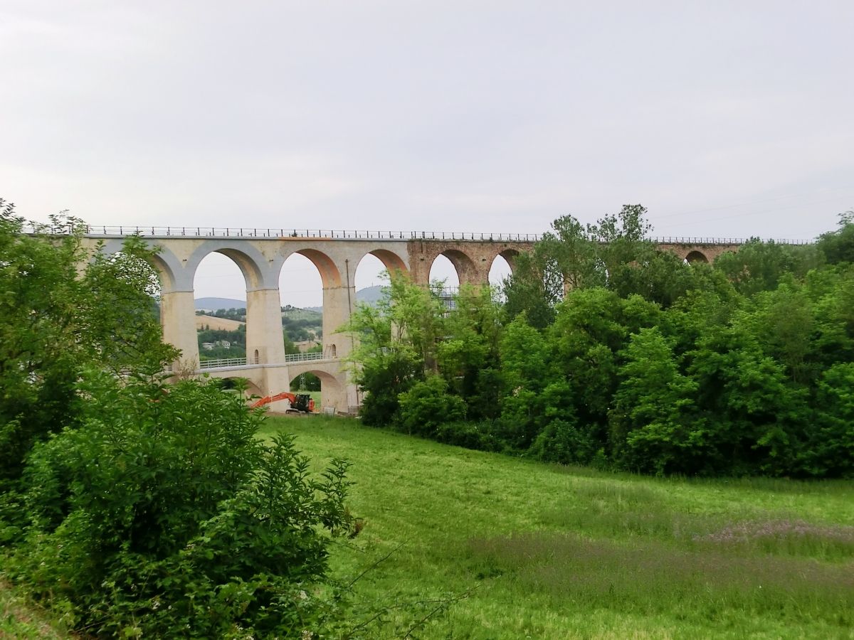 San Bartolomeo Viaduct under refurbishment 