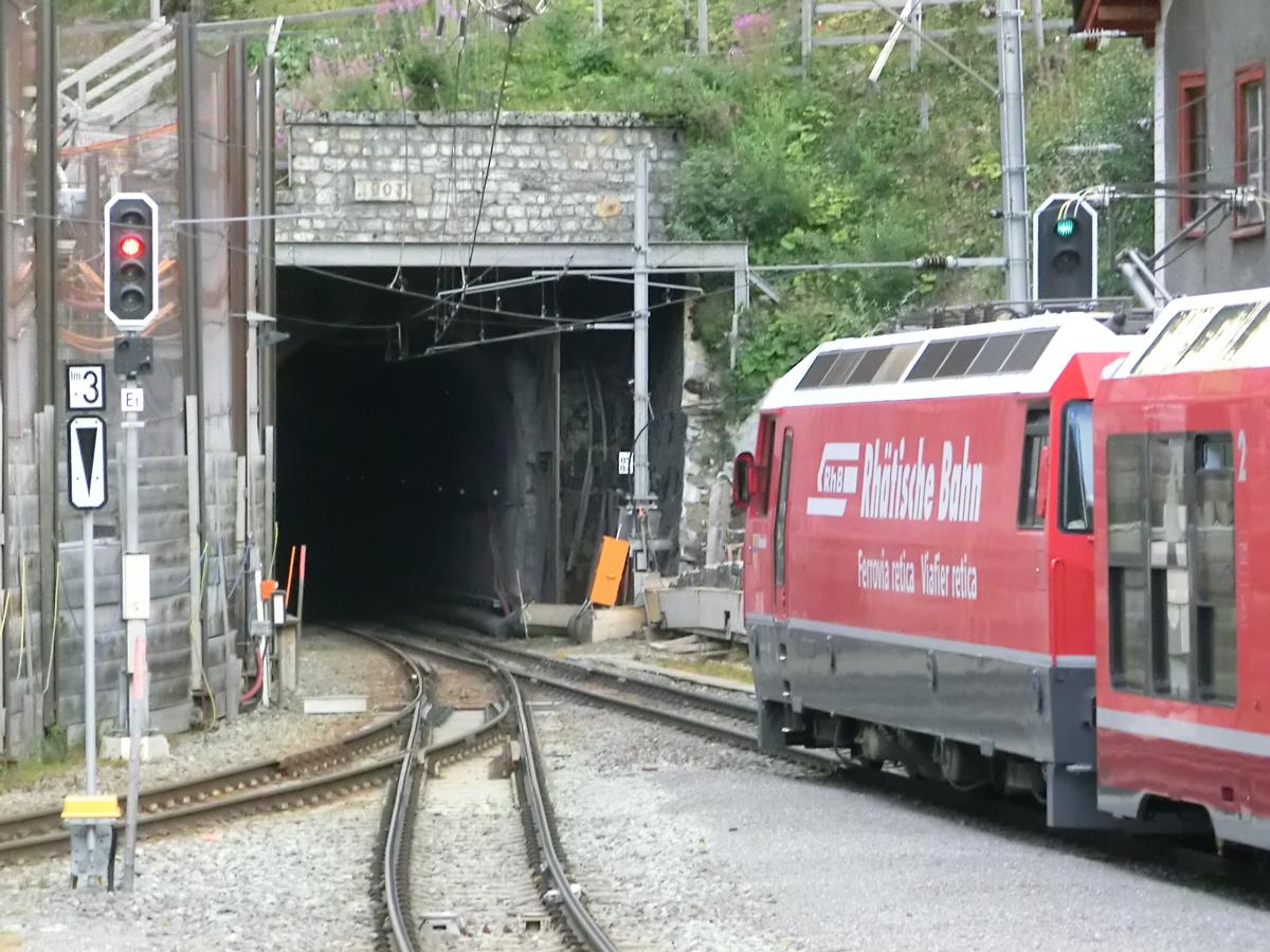 Structurae [en]: Albula Tunnel northern portal