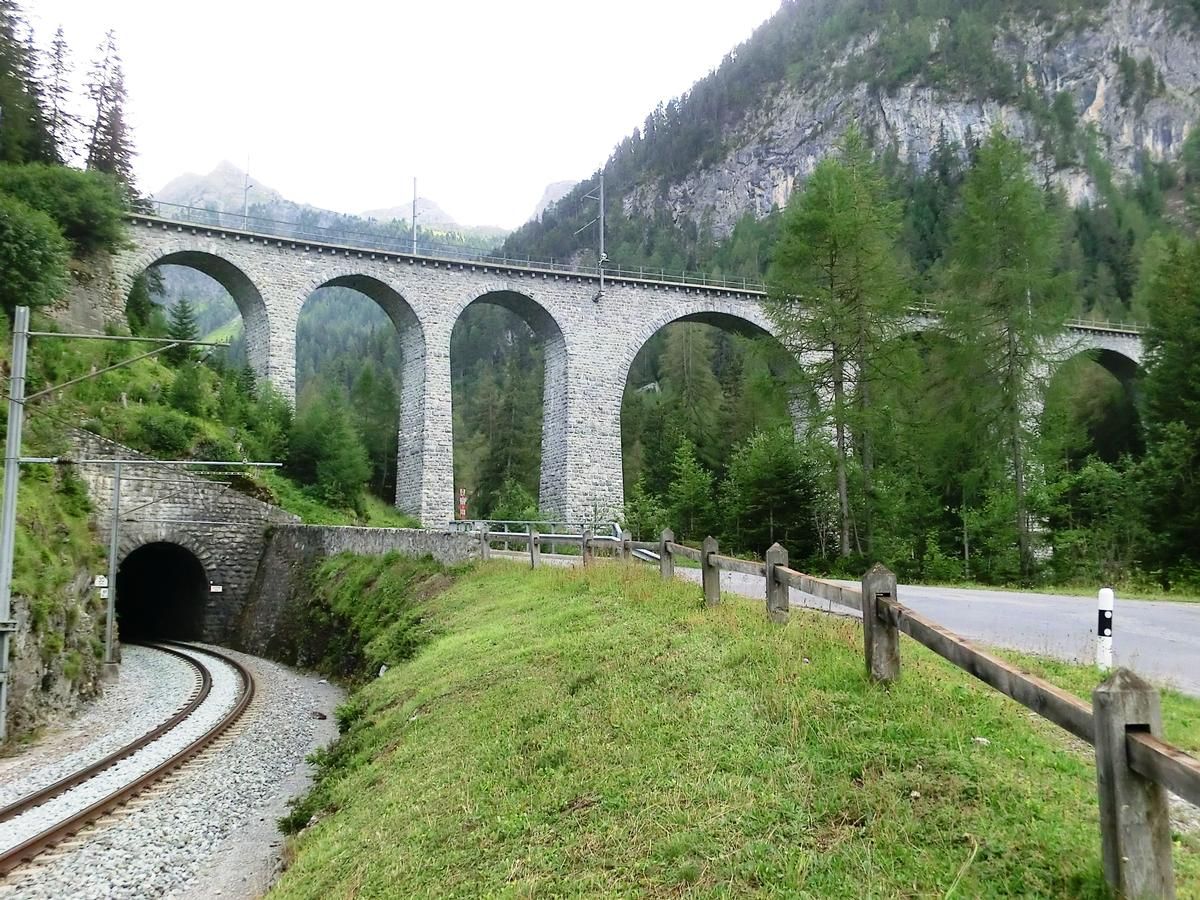 Toua Tunnel northern portal and Albula III Viaduct 