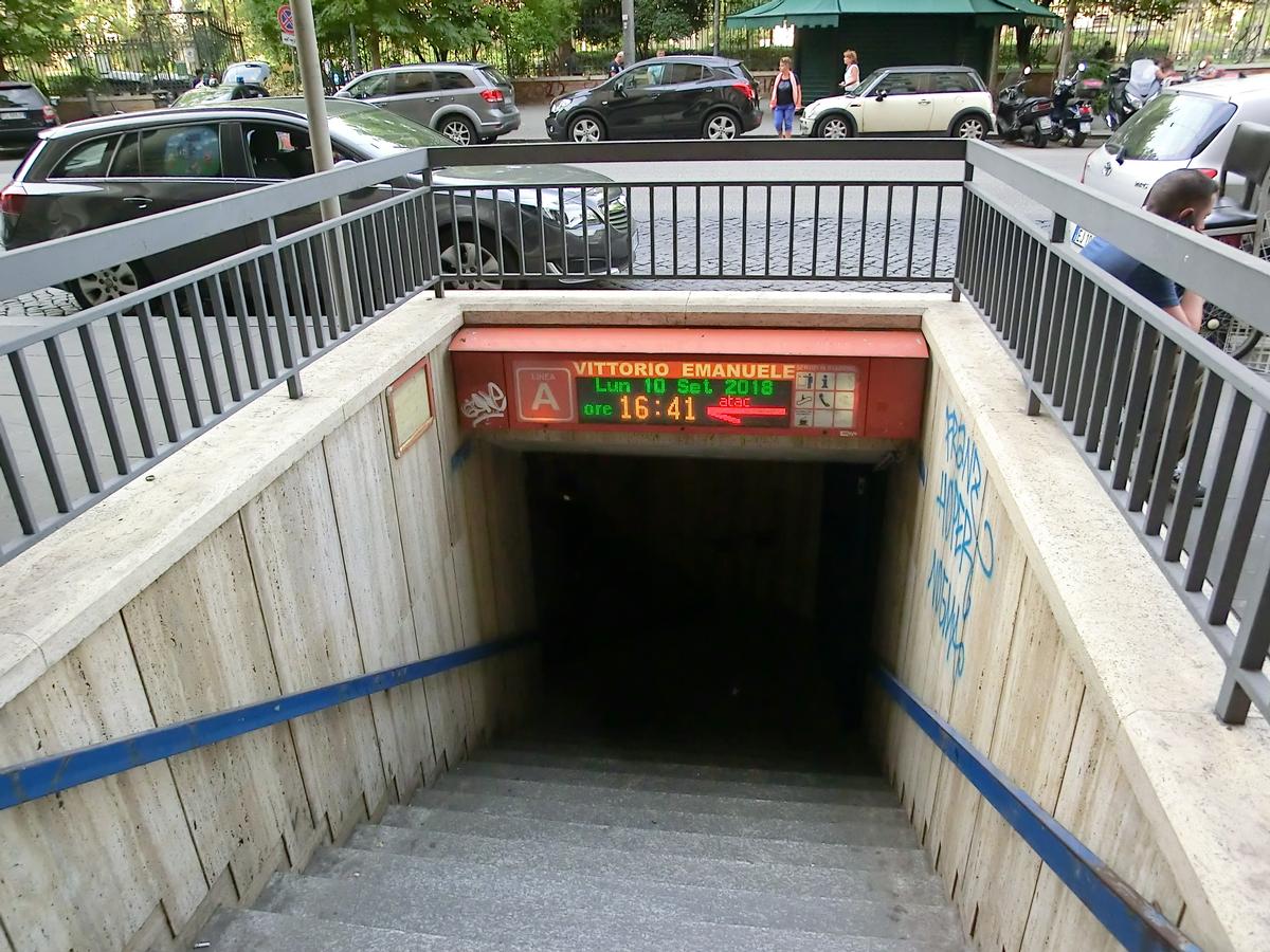 Vittorio Emanuele Metro Station, access 