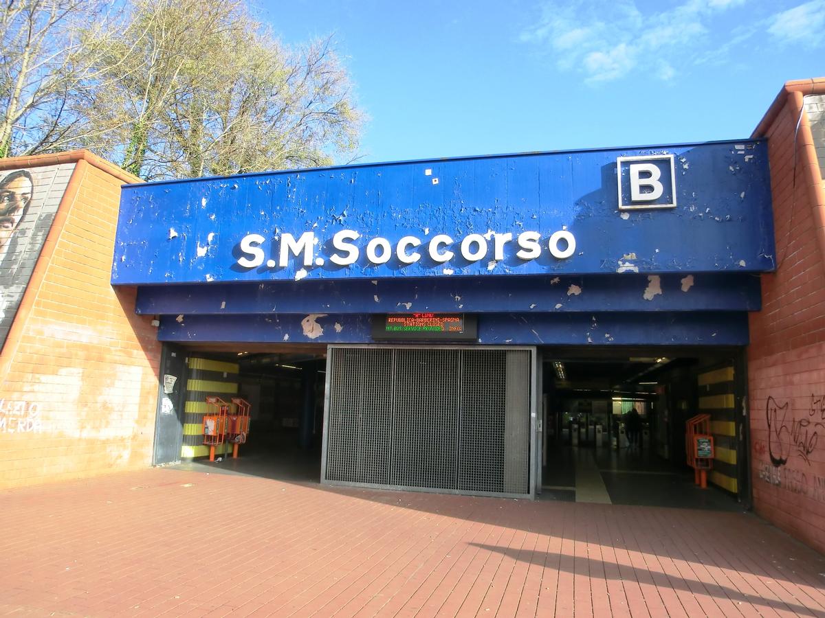Santa Maria del Soccorso Metro Station, access 