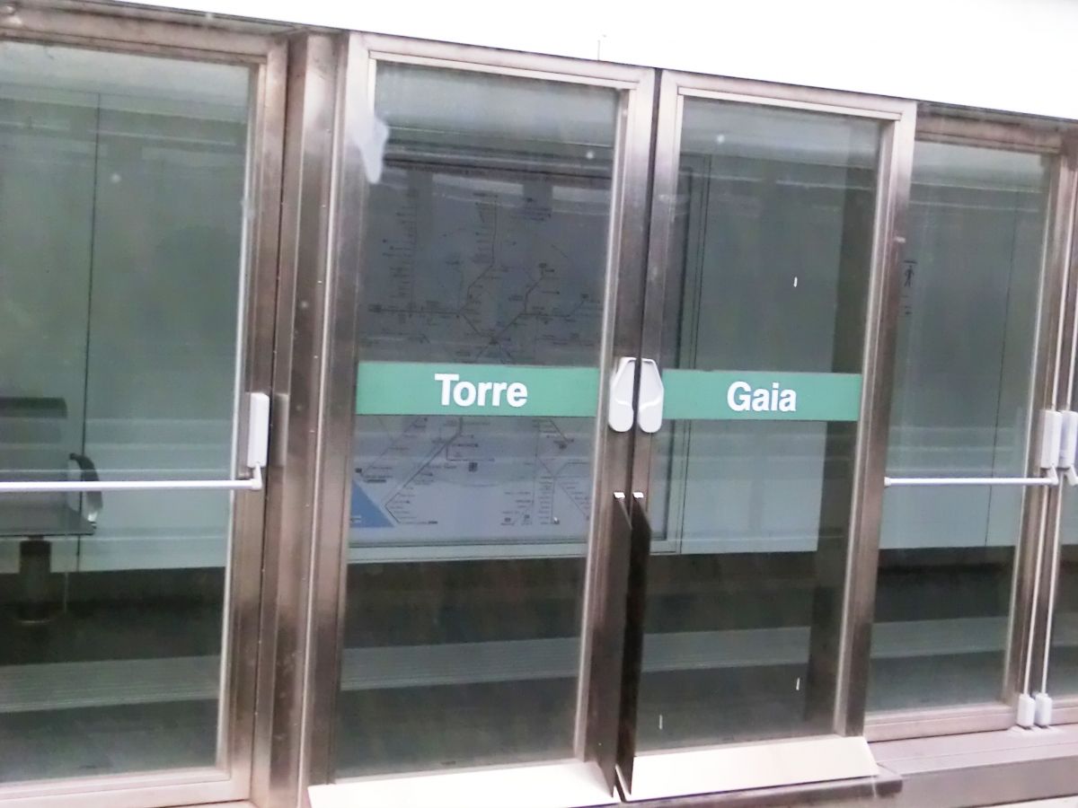 Metrobahnhof Torre Gaia 