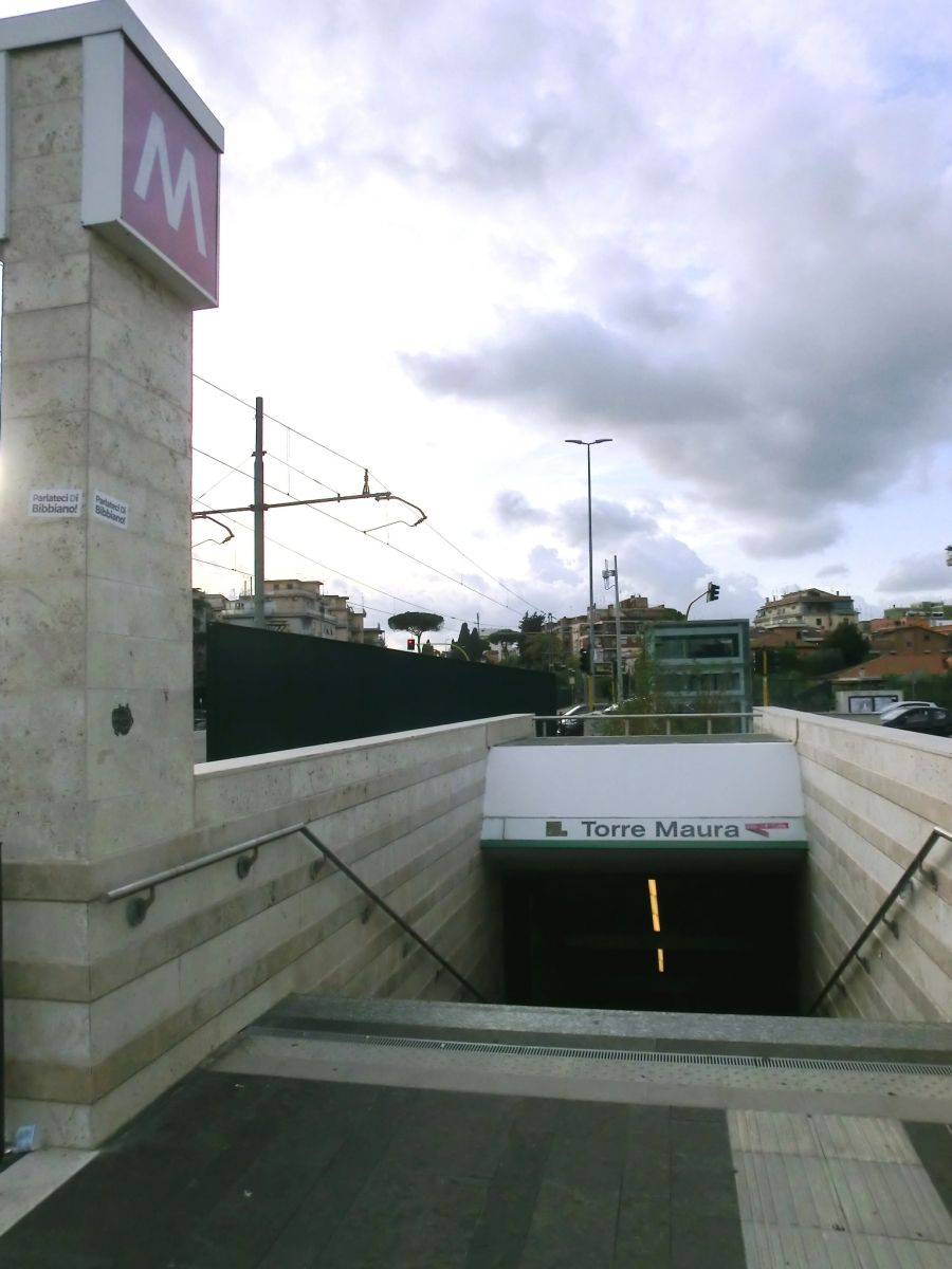 Torre Maura Metro Station 
