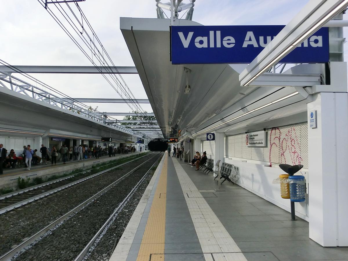 Valle Aurelia Station 