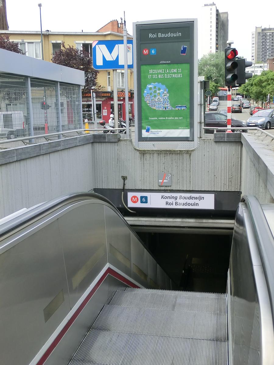 Roi Baudouin Metro Station access 