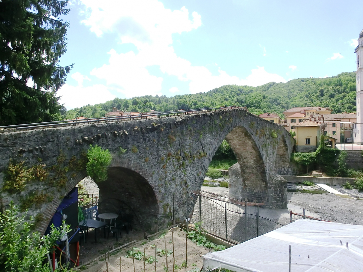 Medieval bridge over the Scrivia 