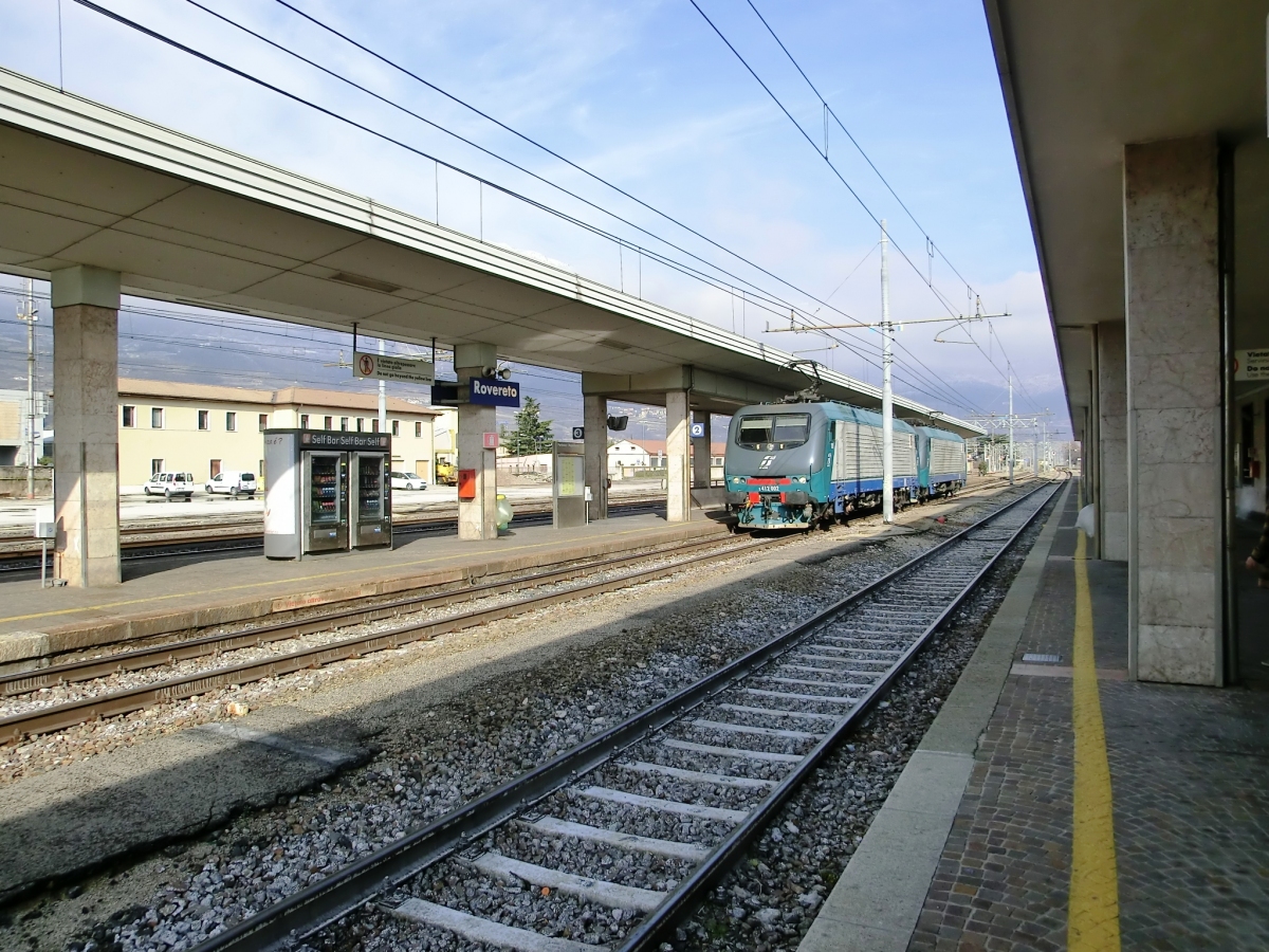 Bahnhof Rovereto 