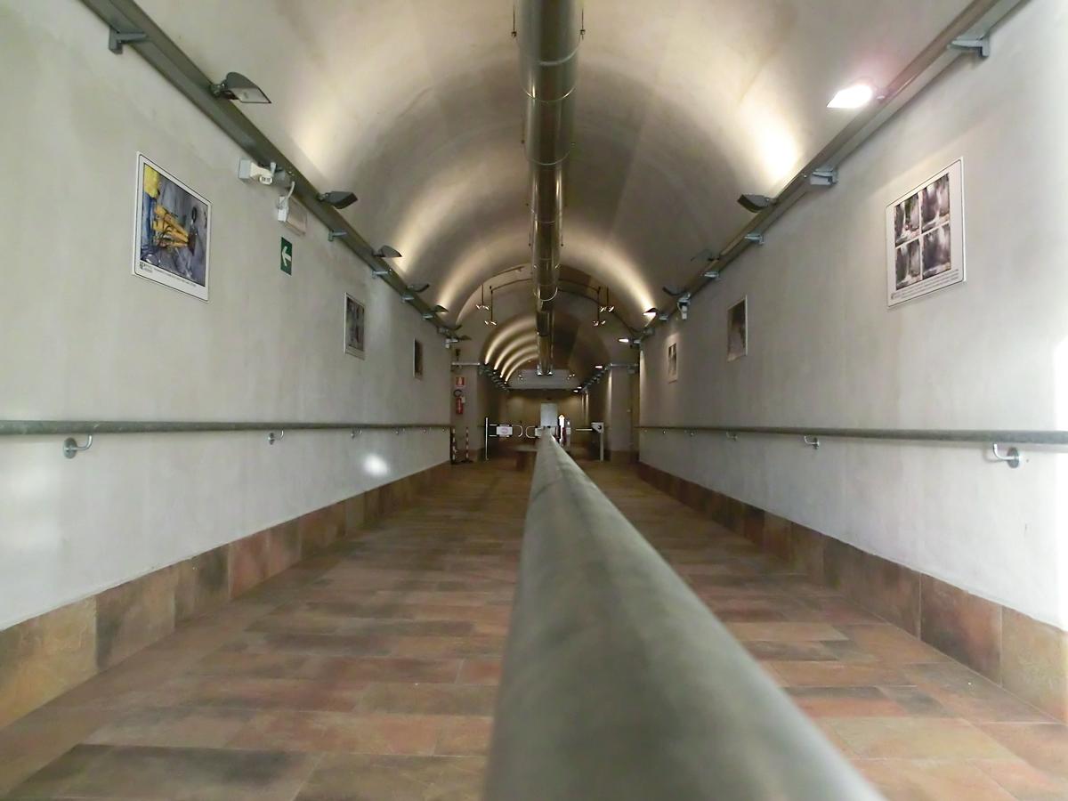 Santa Caterina del Sasso Elevator access tunnel 