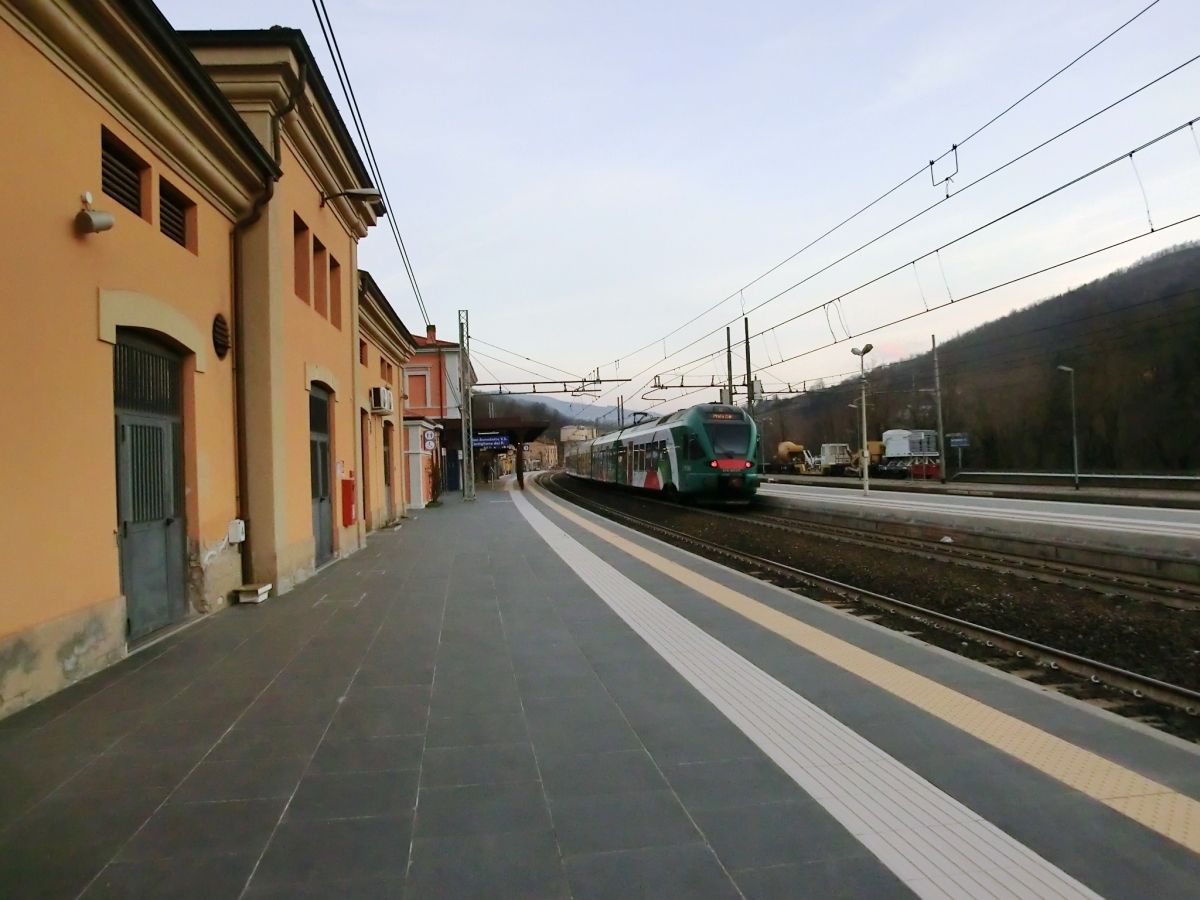 Bahnhof San Benedetto Val di Sambro - Castiglione dei Pepoli 