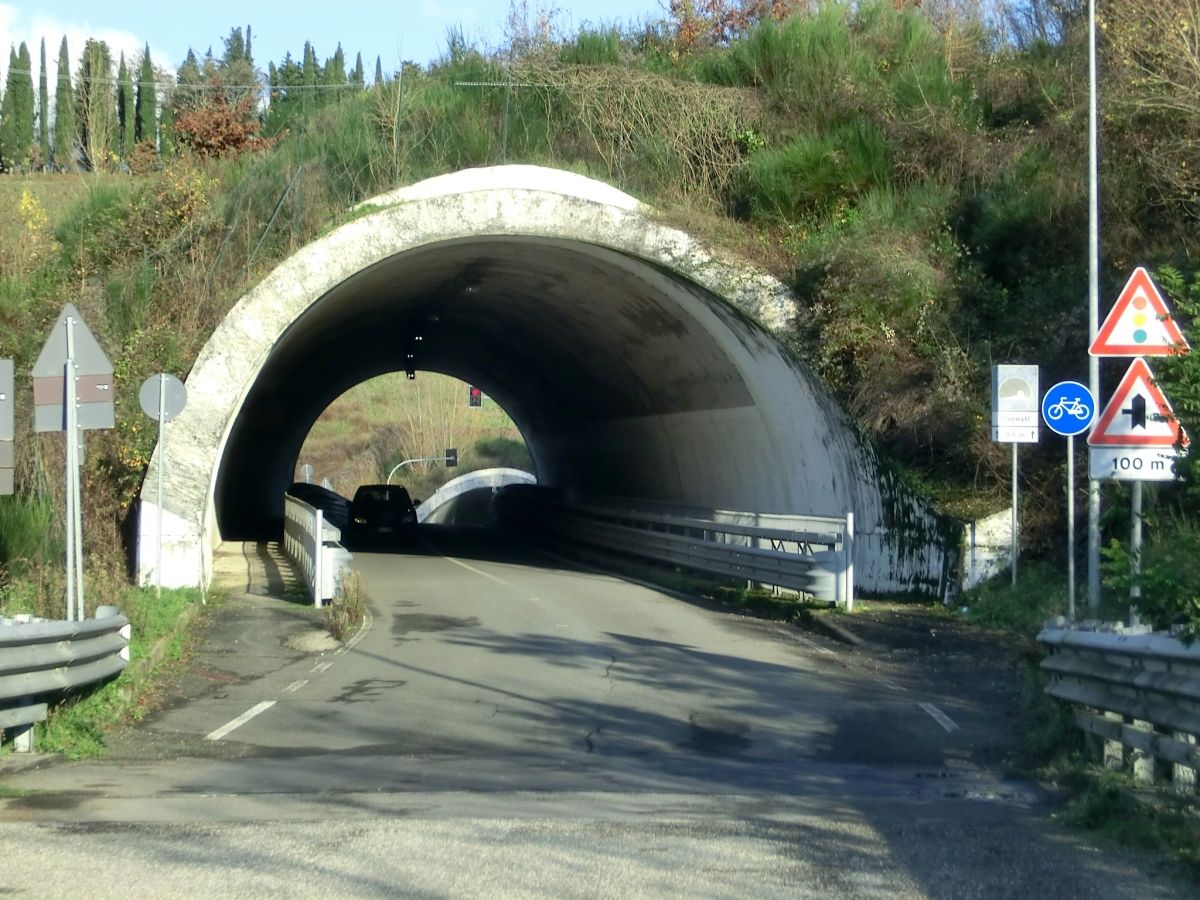 Dannati Tunnel eastern portal 