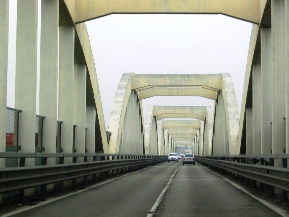 Brücke Via Rodolfo Morandi 