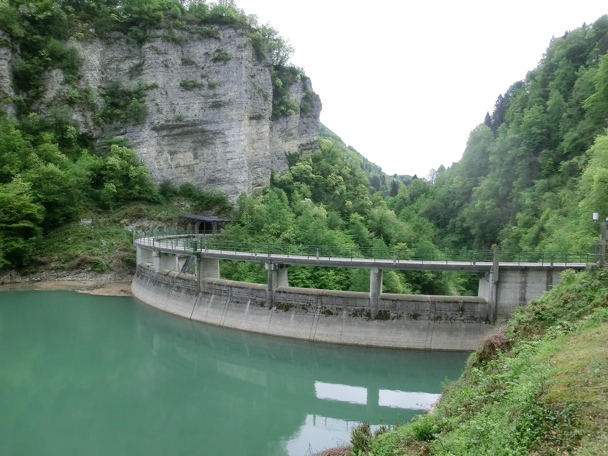 Senaiga Dam 