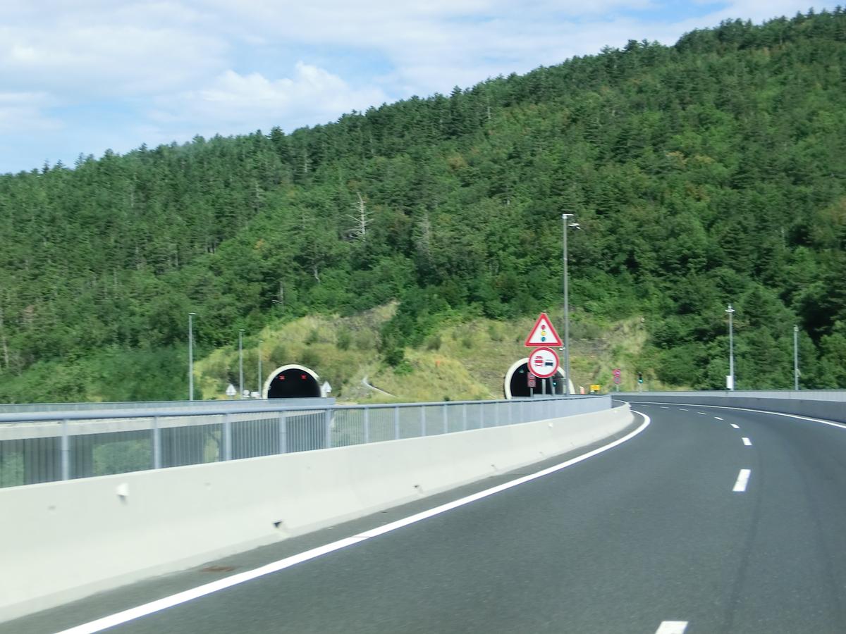 Tunnel Podnanos 
