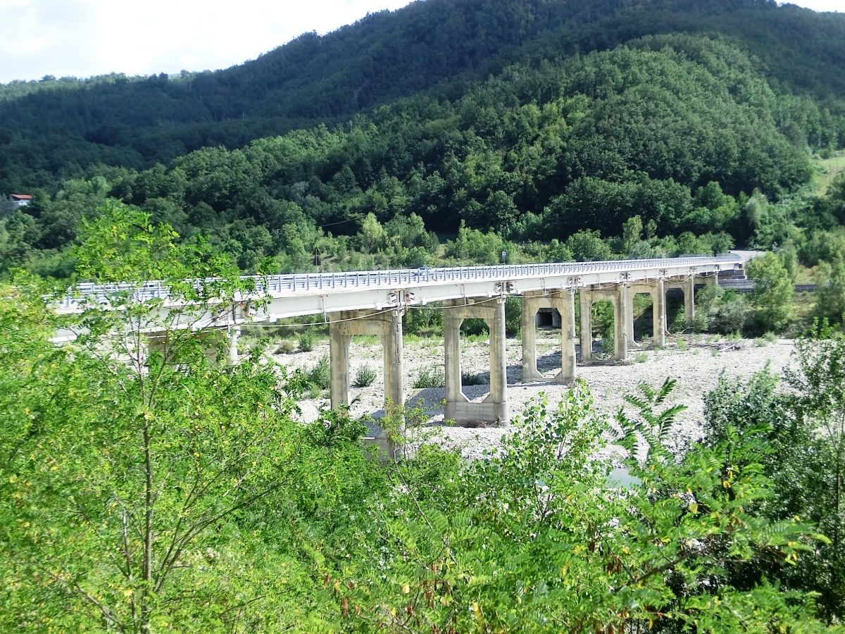 Tarobrücke Solignano 
