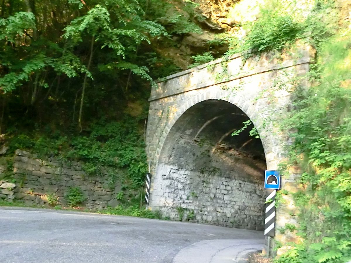 Tunnel Portone II 
