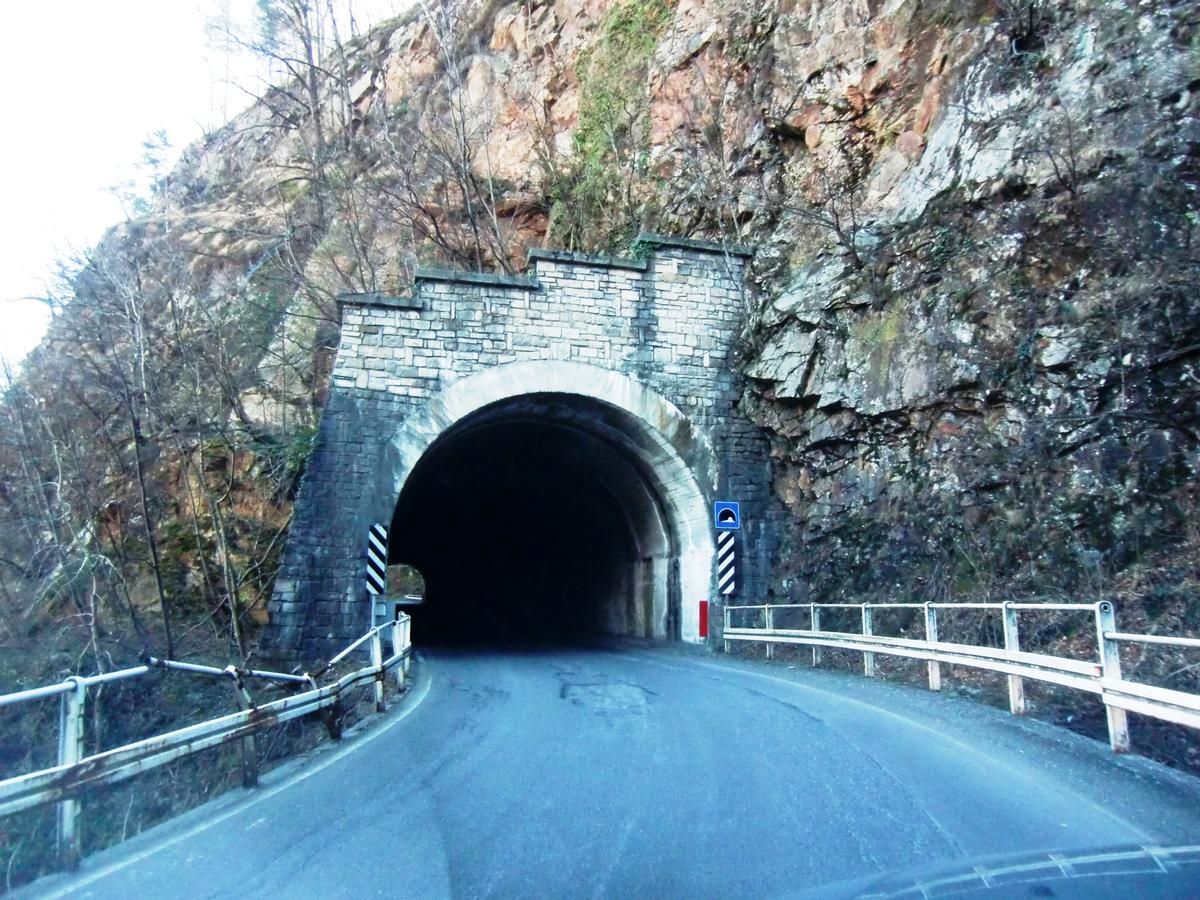 Lock Tunnel western portal 