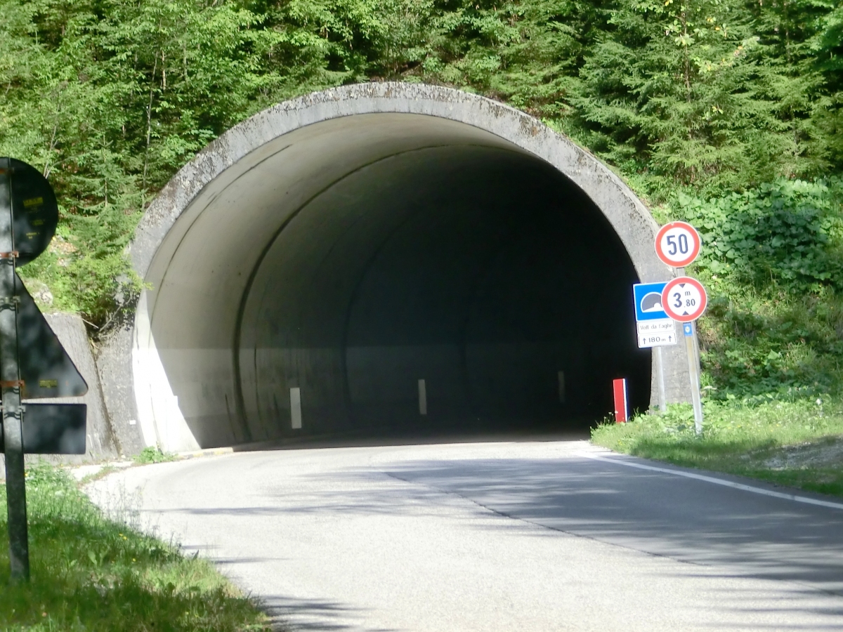 Volt da l'aghe Tunnel western portal 
