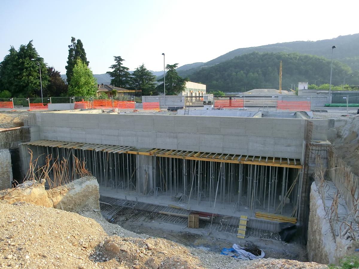 Malo Tunnel eastern artificial parts under construction 