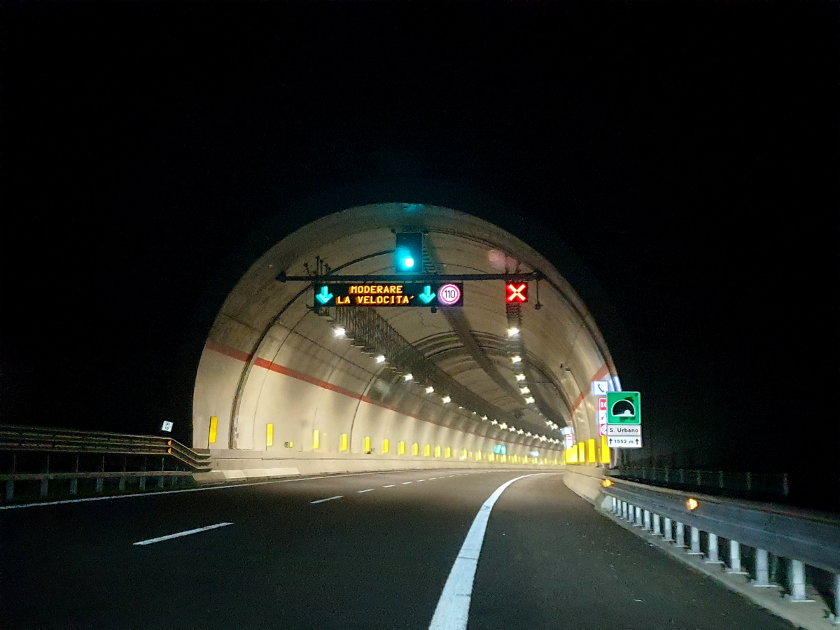 Sant'Urbano Tunnel 