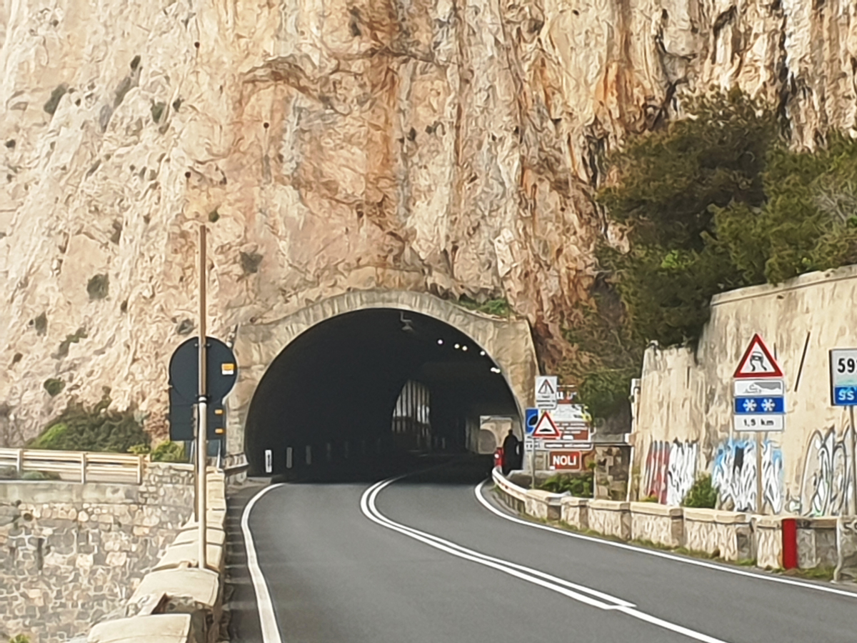 Malpasso Tunnel 