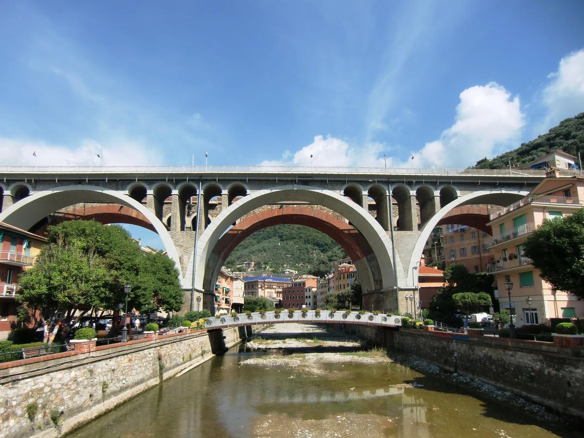 Martiri delle Foibe bridge (top), SS1 Aurelia bridge (top), and, in the back, RFI Sori bridge 