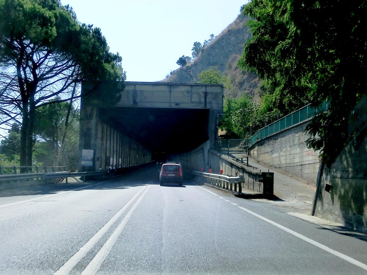 Copanello Tunnel northern portal 