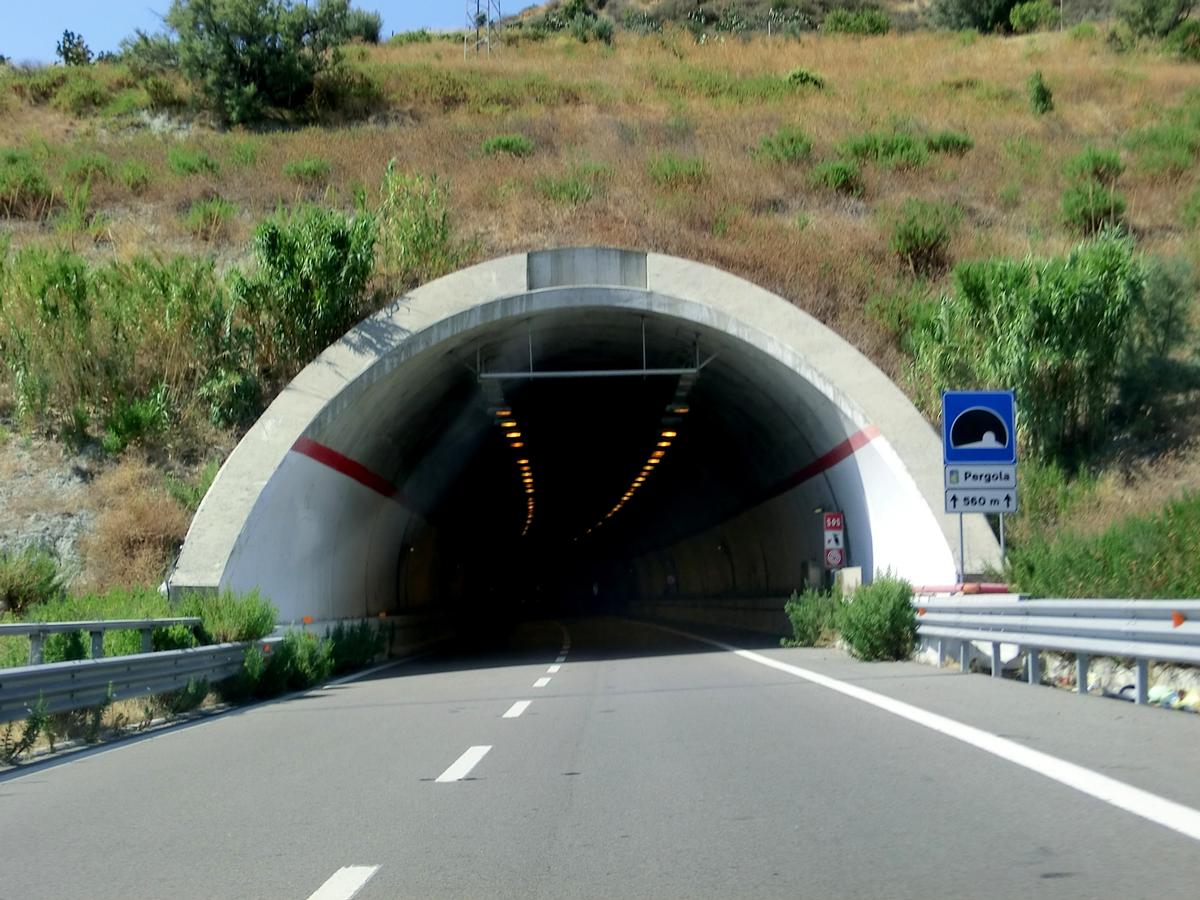 Tunnel Pergola Reggio Di Calabria 2013 Structurae