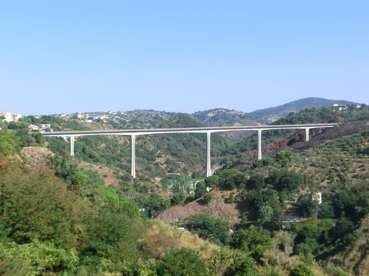 Viaduc de Fiumarella 